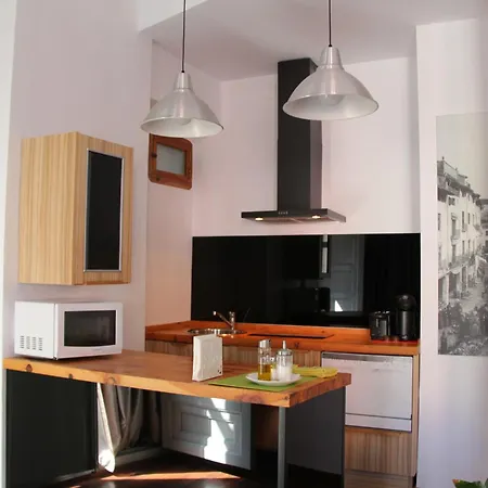 Coles Apartasuites Appartement *