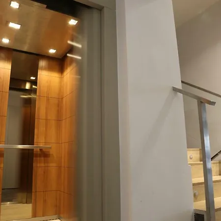 Coles Apartasuites *